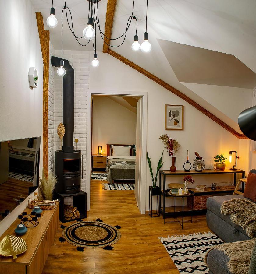 Old Town Loft Apartments 카미야네치포딜시키 외부 사진
